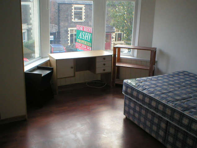  Image of 6 bedroom Terraced house to rent in Richard Street Cathays Cardiff CF24 at Richards Street  Cardiff, CF24 4DA