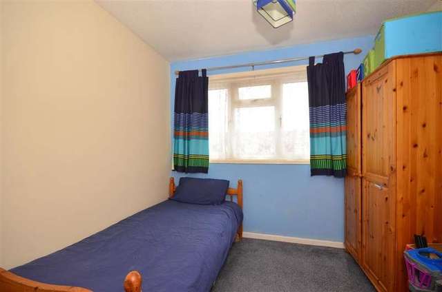  Image of 3 bedroom Terraced house for sale in Richmond Green Beddington Croydon CR0 at Beddington Surrey Croydon, CR0 4SA