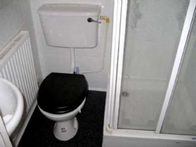  Image of 1 bedroom Studio flat to rent in Donald Street Cardiff CF24 at Donald Street Roath Cardiff, CF24 4TR