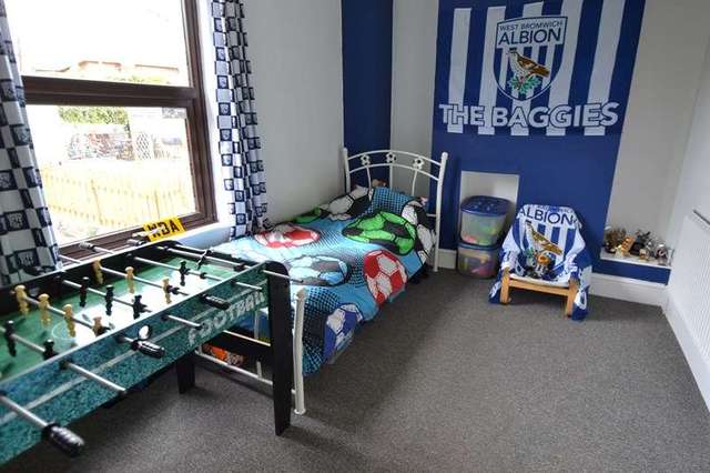  Image of 3 bedroom Terraced house for sale in Rock Hill Bromsgrove B61 at Rock Hill  Bromsgrove, B61 7LJ