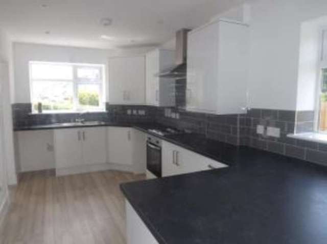  Image of 4 bedroom Detached house for sale in Gelsthorpe Road Collier Row Romford RM5 at Romford  Collier Row, RM5 2LX
