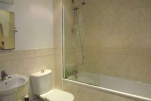  Image of 2 bedroom Flat for sale in Rosemead Gardens Crawley RH10 at Crawley West Sussex Three Bridges, RH10 6TY