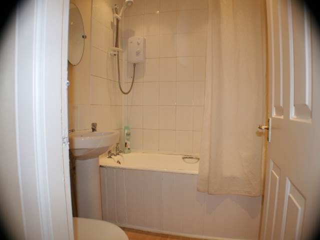 Image of 2 bedroom Flat to rent in Rosemount Viaduct Aberdeen AB25 at City Centre Aberdeen Aberdeen, AB25 1NT