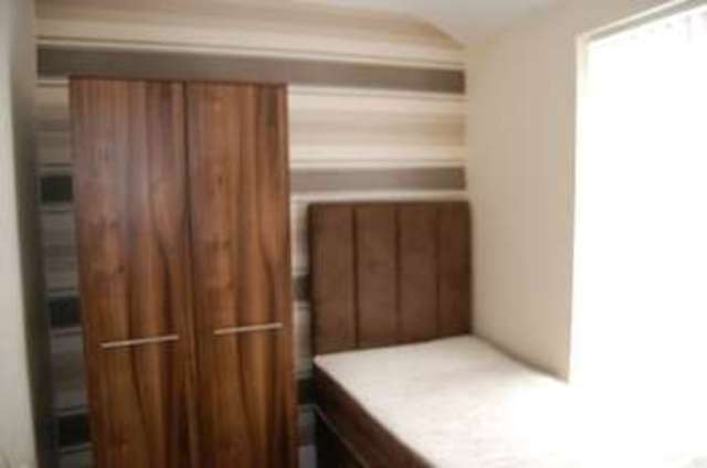 Image of 4 bedroom Property to rent in Rosslyn Street Aigburth Liverpool L17 at Rosslyn street Aigburth Liverpool, L17 7DN