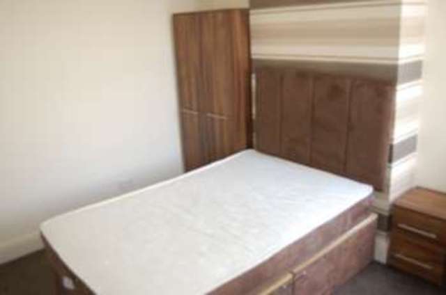  Image of 4 bedroom Property to rent in Rosslyn Street Aigburth Liverpool L17 at Rosslyn street Aigburth Liverpool, L17 7DN