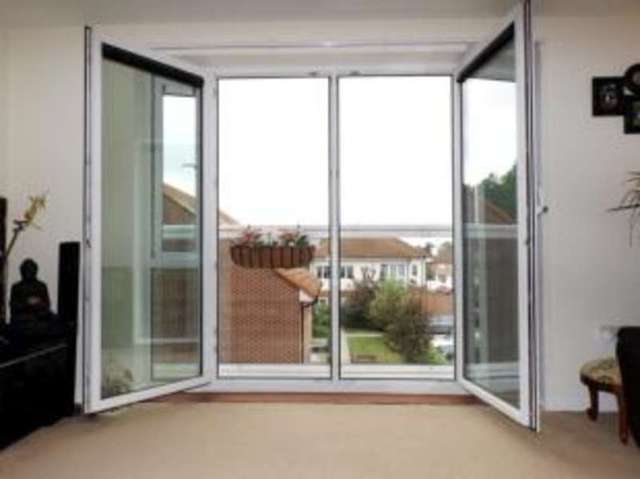  Image of 2 bedroom Flat for sale in Queen Marys Avenue Watford WD18 at Queen Marys Avenue Watford Watford, WD18 7JN