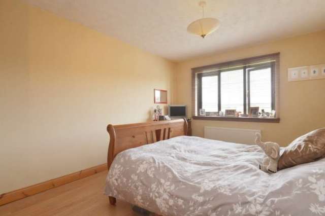  Image of 5 bedroom Detached house for sale in Rullion Green Grove Penicuik EH26 at Penicuik, EH26 0RX
