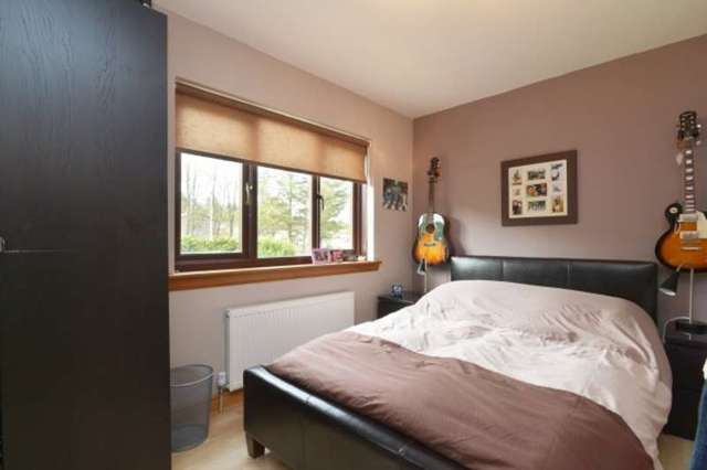  Image of 5 bedroom Detached house for sale in Rullion Green Grove Penicuik EH26 at Penicuik, EH26 0RX