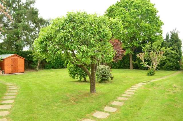  Image of 4 bedroom Detached house for sale in Rusper Road Ifield Crawley RH11 at Horsham West Sussex Crawley, RH11 0LR
