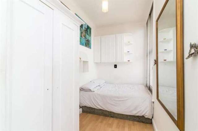  Image of 2 bedroom Flat for sale in Russell Gardens London W14 at Holland Park  West Kensington, W14 8EZ