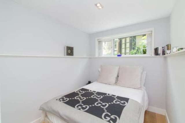  Image of 2 bedroom Flat for sale in Russell Road London W14 at Holland Park London Olympia, W14 8HT