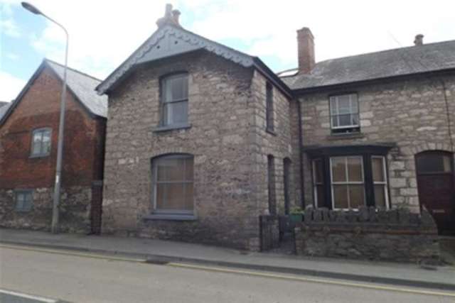  Image of 3 bedroom Detached house to rent in Borthyn Ruthin LL15 at Ruthin, LL15 1NS