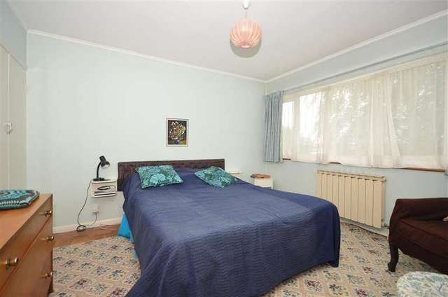  Image of 3 bedroom Terraced house for sale in Rylands Road Kennington Ashford TN24 at Kennington Ashford Ashford, TN24 9LJ