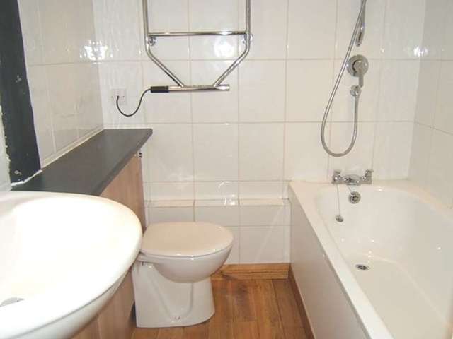  Image of 1 bedroom Detached house to rent in Guilder Lane Salisbury SP1 at Salisbury, SP1 1HW