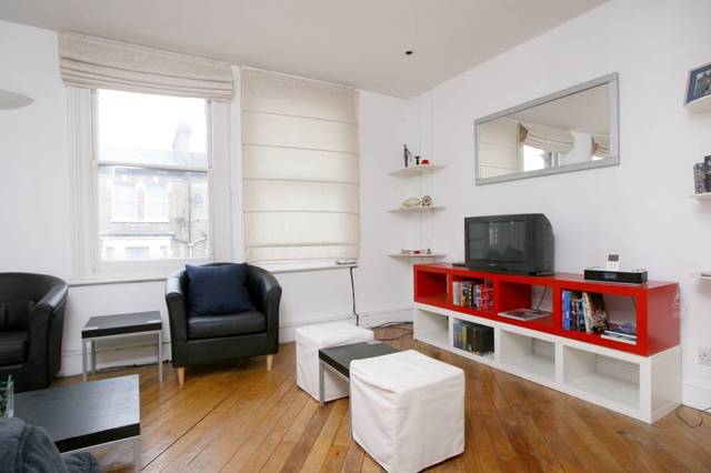  Image of 1 bedroom Flat to rent in Salisbury Mews London SW6 at Salisbury Mews  London, SW6 7DS