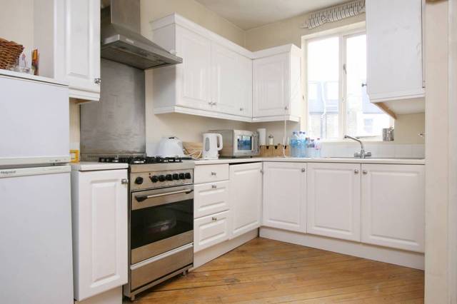  Image of 1 bedroom Flat to rent in Salisbury Mews London SW6 at Salisbury Mews  London, SW6 7DS
