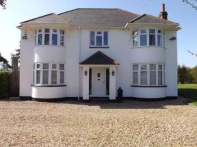  Image of 5 bedroom Detached house for sale in Watling Street Heath And Reach Leighton Buzzard LU7 at Watling Street Heath and Reach Heath and Reach, LU7 9RA
