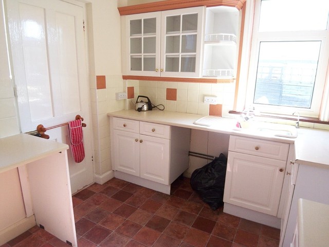  Image of 5 bedroom Detached house to rent in Seaside Eastbourne BN23 at Eastbourne, BN23 6NA