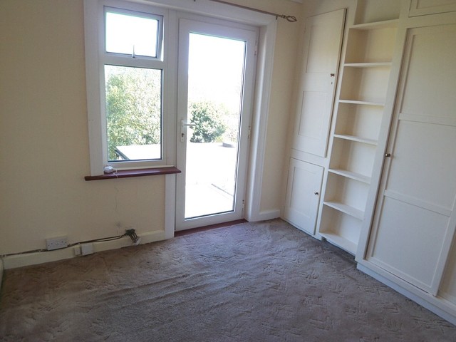  Image of 5 bedroom Detached house to rent in Seaside Eastbourne BN23 at Eastbourne, BN23 6NA