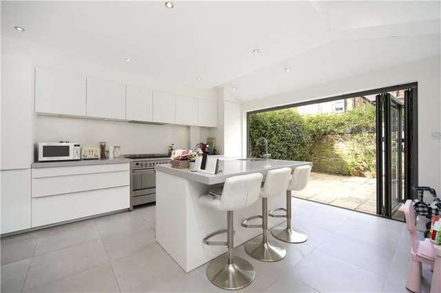  Image of 4 bedroom Terraced house for sale in Second Avenue London SW14 at Second Avenue  London, SW14 8QE
