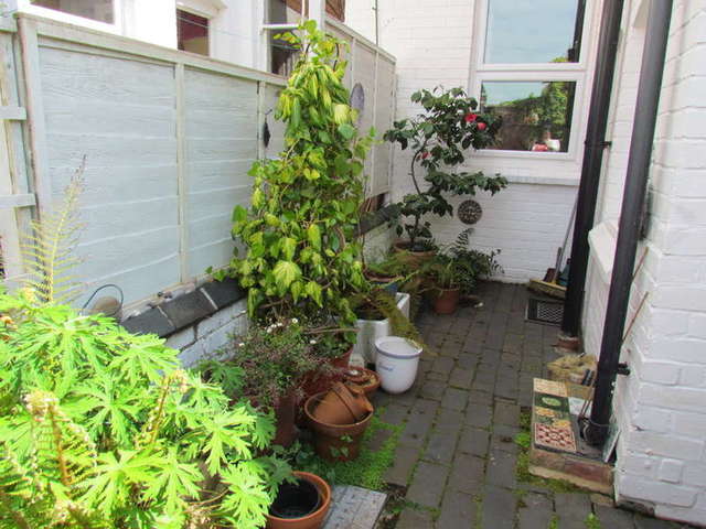  Image of 2 bedroom Terraced house for sale in Selborne Road West Worcester WR1 at Worcester Worcestershire Worcester, WR1 3JG