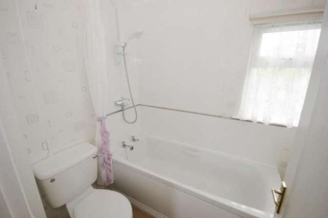  Image of 2 bedroom Bungalow for sale in Selwood Park Weymans Avenue Bournemouth BH10 at Bournemouth  Kinson, BH10 7JU