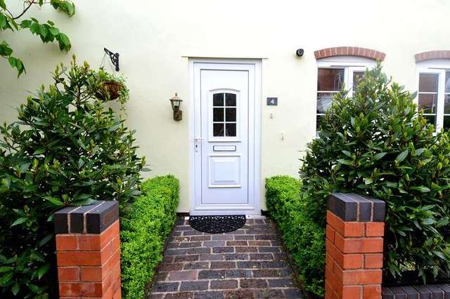  Image of 4 bedroom End of Terrace for sale in Shaw Lane Stoke Prior Bromsgrove B60 at Shaw Lane  Bromsgrove, B60 4EQ