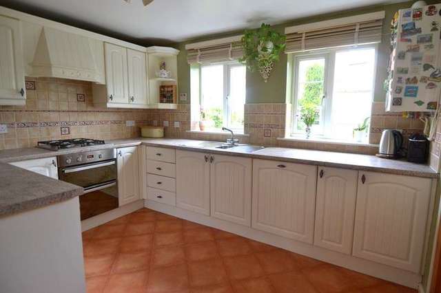  Image of 4 bedroom End of Terrace for sale in Shaw Lane Stoke Prior Bromsgrove B60 at Shaw Lane  Bromsgrove, B60 4EQ