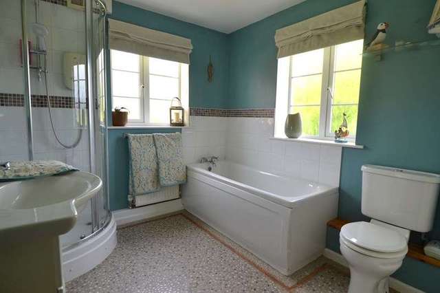  Image of 4 bedroom End of Terrace for sale in Shaw Lane Stoke Prior Bromsgrove B60 at Shaw Lane  Bromsgrove, B60 4EQ