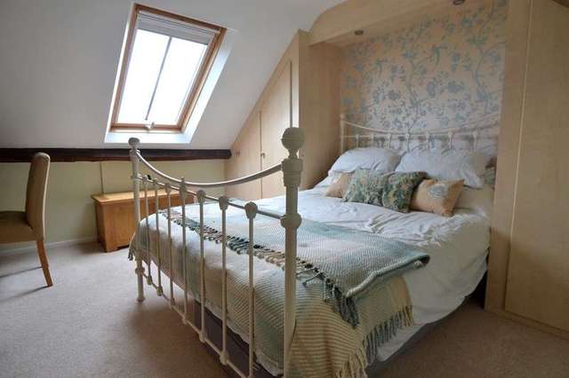  Image of 4 bedroom End of Terrace for sale in Shaw Lane Stoke Prior Bromsgrove B60 at Shaw Lane  Bromsgrove, B60 4EQ