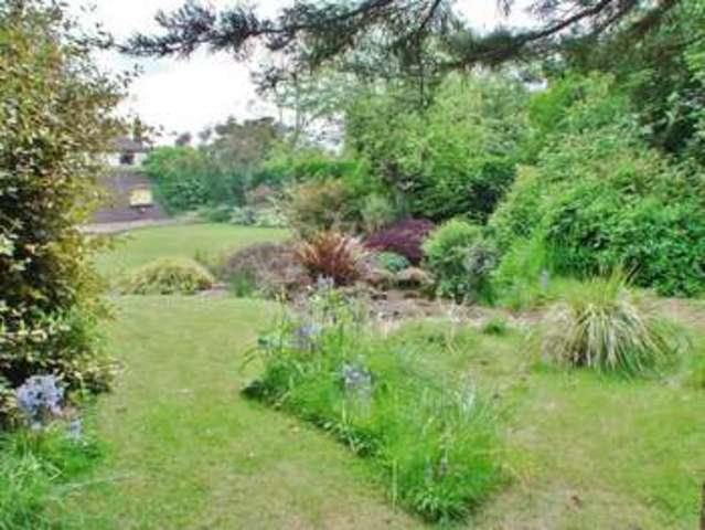  Image of 4 bedroom Detached house for sale in Shelford Road Radcliffe-on-Trent Nottingham NG12 at Shelford Road Radcliffe-On-Trent Radcliffe-On-Trent, NG12 1AU