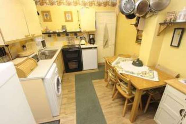  Image of 2 bedroom Flat for sale in Malmesbury Road Shirley Southampton SO15 at Malmesbury Road Shirley Southampton, SO15 5FQ