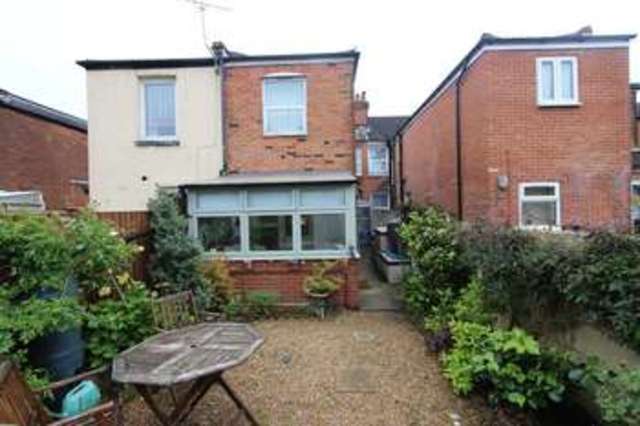  Image of 2 bedroom Flat for sale in Malmesbury Road Shirley Southampton SO15 at Malmesbury Road Shirley Southampton, SO15 5FQ
