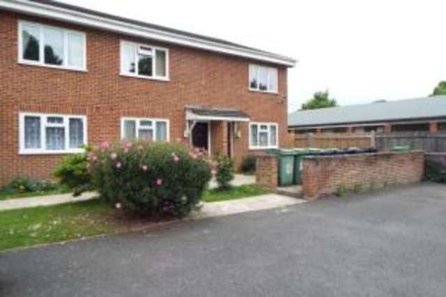  Image of 1 bedroom Maisonette for sale in Wallis Avenue Loose Maidstone ME15 at Wallis Avenue Maidstone Langley, ME15 9JW