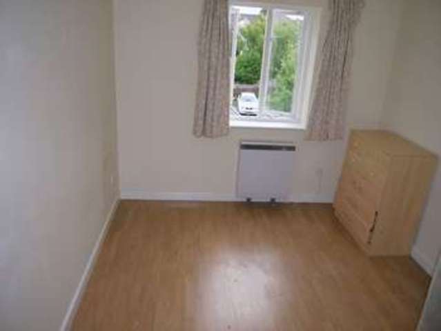  Image of 1 bedroom Flat to rent in Shirley Road Shirley Southampton SO15 at Shirley Road  Southampton, SO15 3SJ