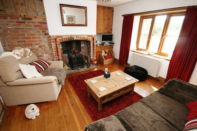  Image of 3 bedroom Detached house for sale in Snetterton North End Snetterton Norwich NR16 at Snetterton North End  Norwich, NR16 2LD