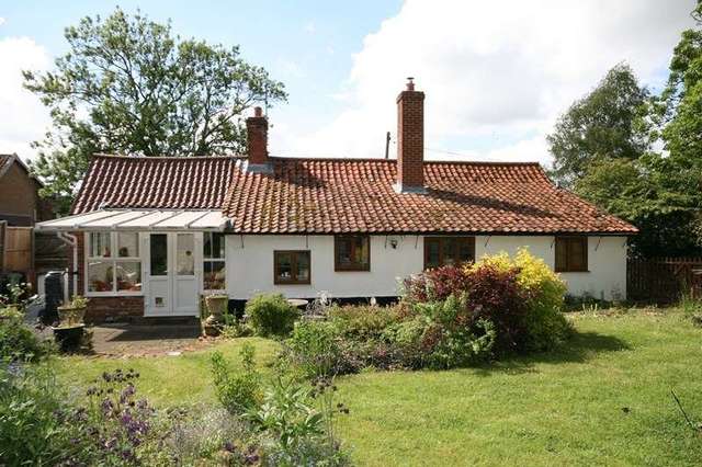  Image of 3 bedroom Detached house for sale in Snetterton North End Snetterton Norwich NR16 at Snetterton North End  Norwich, NR16 2LD