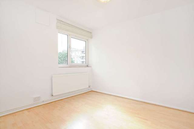  Image of 1 bedroom Flat to rent in Somerford Grove Estate London N16 at Somerford Grove Estate Stoke Newington London, N16 7TN