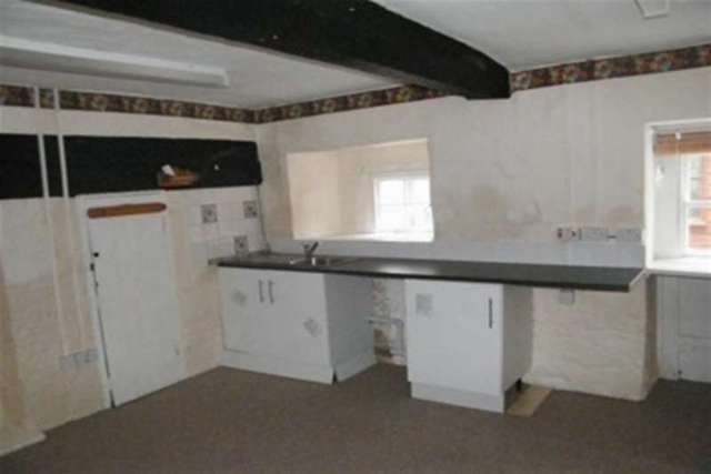  Image of 2 bedroom Detached house to rent in Market Place Somerton TA11 at Somerton, TA11 7NB