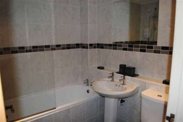  Image of 2 bedroom Flat to rent in South Gargieston Drive Kilmarnock KA1 at Kilmarnock, KA1 1TB