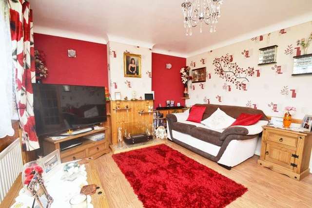  Image of 2 bedroom Flat for sale in Woodcote Road Southampton SO17 at Southampton, SO17 3TA