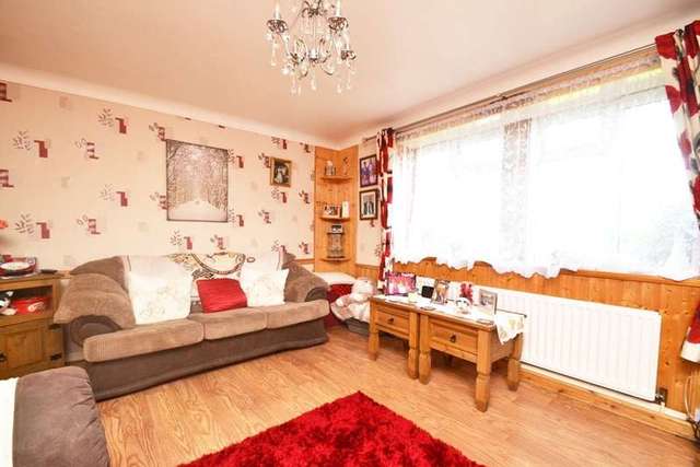  Image of 2 bedroom Flat for sale in Woodcote Road Southampton SO17 at Southampton, SO17 3TA