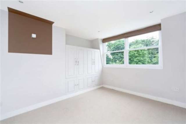  Image of 4 bedroom Detached house to rent in Southdean Gardens London SW19 at Southfields, SW19 6NU
