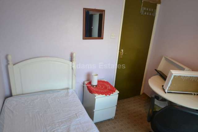  Image of 1 bedroom House Share to rent in Spring Terrace Reading RG2 at Spring Terrace  Reading, RG2 0BD