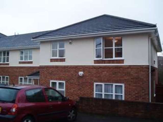  Image of 2 bedroom Flat to rent in Barton Close St. Annes Park Bristol BS4 at Barton Close St Annes Park Bristol, BS4 4BA