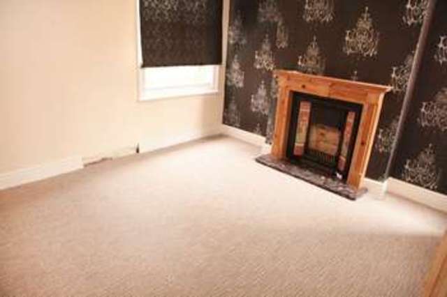  Image of 4 bedroom Terraced house to rent in St. Catherines Grove Lincoln LN5 at St Catherines Grove  Lincoln, LN5 8NA