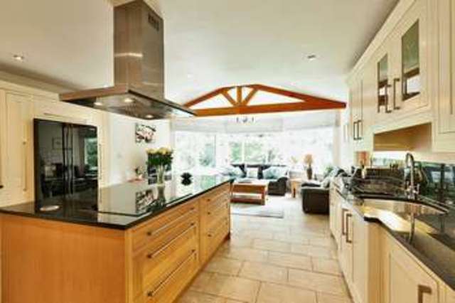  Image of 4 bedroom Detached house for sale in St. Johns Close Penn High Wycombe HP10 at St. Johns Close Penn High Wycombe, HP10 8HX