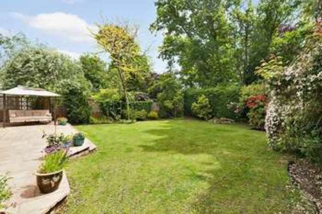  Image of 4 bedroom Detached house for sale in St. Johns Close Penn High Wycombe HP10 at St. Johns Close Penn High Wycombe, HP10 8HX