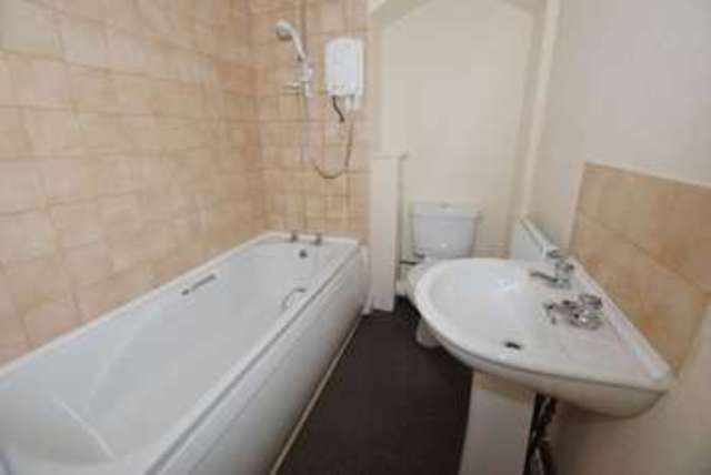  Image of 2 bedroom Flat for sale in St. Levan Road Plymouth PL2 at St Levan Road Keyham Plymouth, PL2 1JR