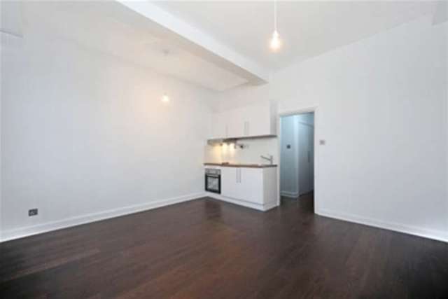  Image of 1 bedroom Flat to rent in St. Marks Road London W10 at London, W10 6JW
